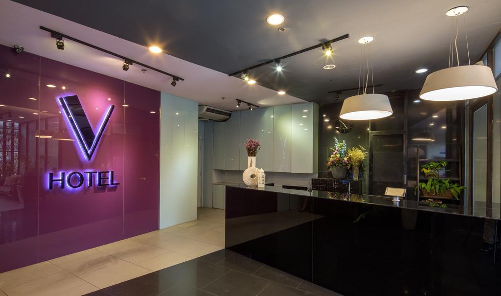 V Hotel Manila Kültér fotó